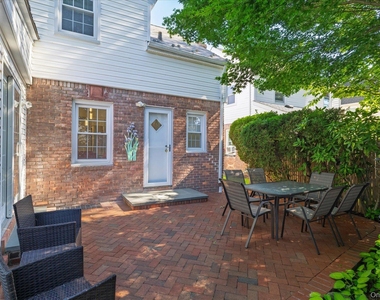 108 Muirfield Road - Photo Thumbnail 14