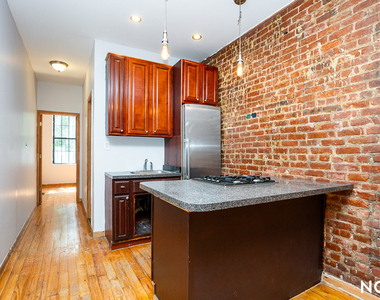 665 Central Ave - Photo Thumbnail 10