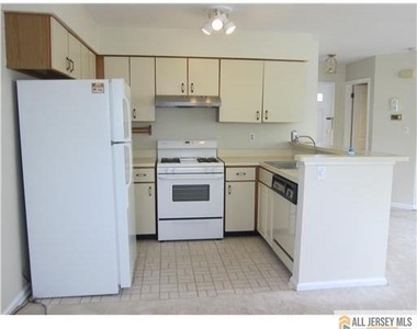 226 Blew Court - Photo Thumbnail 2