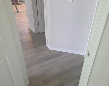 79 Crosspointe Drive - Photo Thumbnail 9