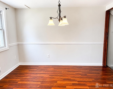163 Rose Street - Photo Thumbnail 5
