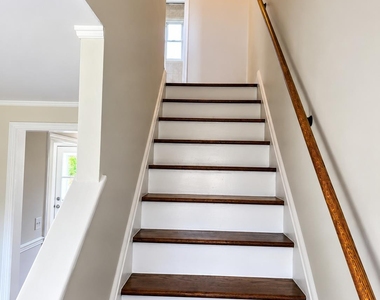 163 Rose Street - Photo Thumbnail 7