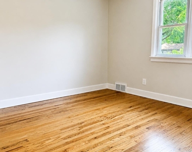 163 Rose Street - Photo Thumbnail 10