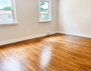 163 Rose Street - Photo Thumbnail 11