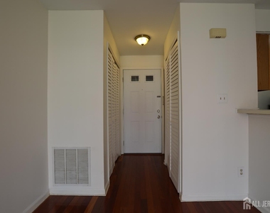 14 Lear Court - Photo Thumbnail 21