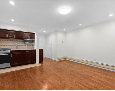 32 Hamilton Terrace - Photo Thumbnail 2