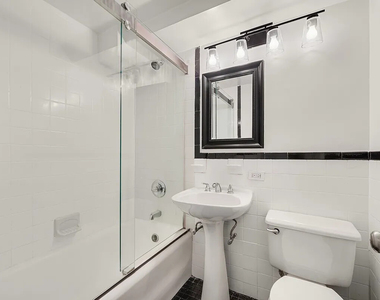 25 Tudor City Place - Photo Thumbnail 5