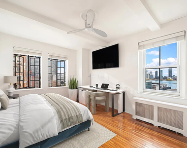 25 Tudor City Place - Photo Thumbnail 1