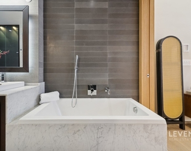 55 Warren Street - Photo Thumbnail 14