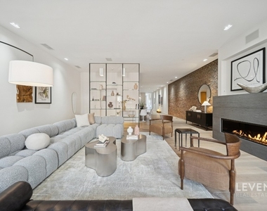 55 Warren Street - Photo Thumbnail 4