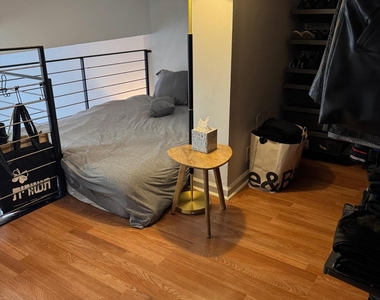 184 Thompson Street - Photo Thumbnail 3
