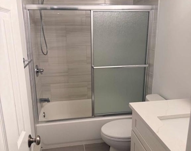 120 W 4th Avenue - Photo Thumbnail 8