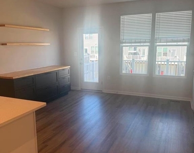 187 Anthem Street - Photo Thumbnail 8