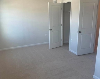 187 Anthem Street - Photo Thumbnail 17