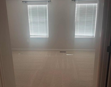 187 Anthem Street - Photo Thumbnail 20