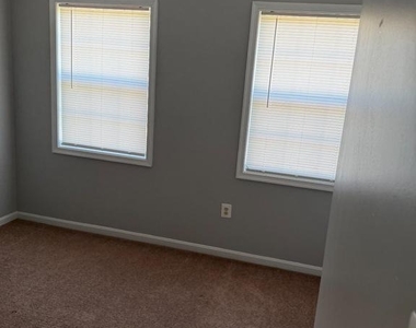 50 Dorothy Lane - Photo Thumbnail 19