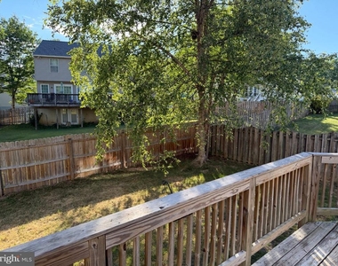 50 Dorothy Lane - Photo Thumbnail 25