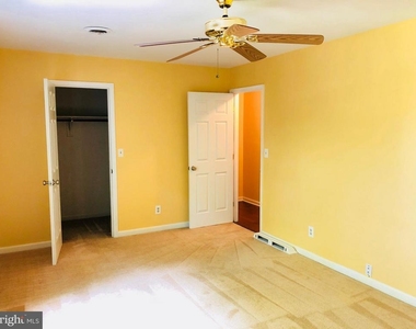 2021 State Room Drive - Photo Thumbnail 24
