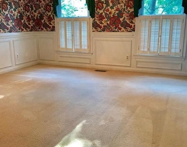 2021 State Room Drive - Photo Thumbnail 10