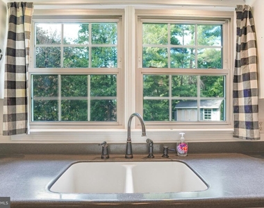 629 Lancaster Street - Photo Thumbnail 14