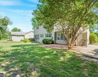 629 Lancaster Street - Photo Thumbnail 5