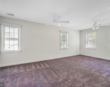 629 Lancaster Street - Photo Thumbnail 28