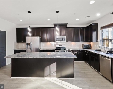 14766 Malloy Court - Photo Thumbnail 14