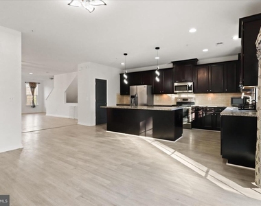 14766 Malloy Court - Photo Thumbnail 18