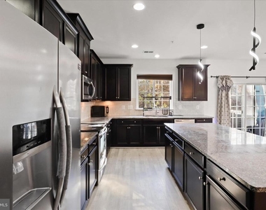 14766 Malloy Court - Photo Thumbnail 12
