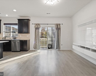 14766 Malloy Court - Photo Thumbnail 19