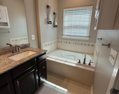 18157 Red Mulberry Road - Photo Thumbnail 56