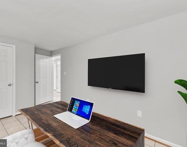 16812 Winston Lane - Photo Thumbnail 18