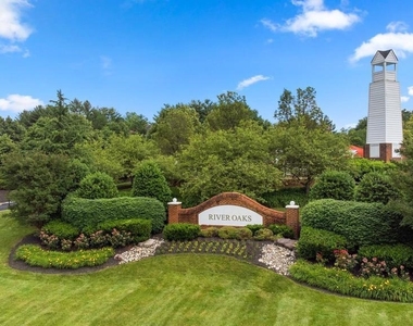 16812 Winston Lane - Photo Thumbnail 30