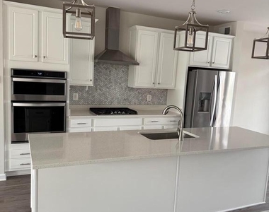 7464 Wilmer Way - Photo Thumbnail 3