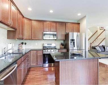 43164 Baltusrol Terrace - Photo Thumbnail 9