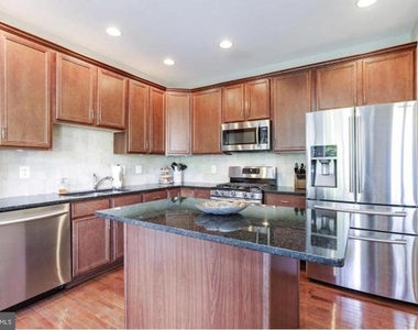 43164 Baltusrol Terrace - Photo Thumbnail 8