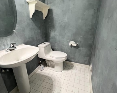 22464 Maison Carree Square - Photo Thumbnail 7