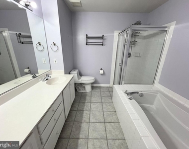 22464 Maison Carree Square - Photo Thumbnail 10