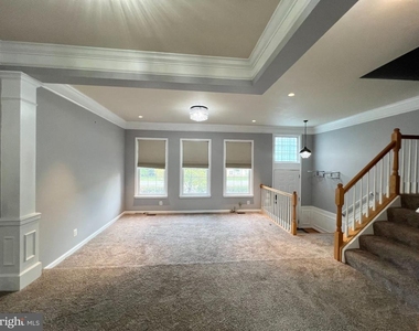 22464 Maison Carree Square - Photo Thumbnail 3