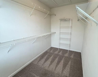 22464 Maison Carree Square - Photo Thumbnail 12
