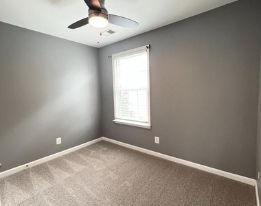 22464 Maison Carree Square - Photo Thumbnail 14