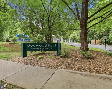 2339 Freetown Court - Photo Thumbnail 23