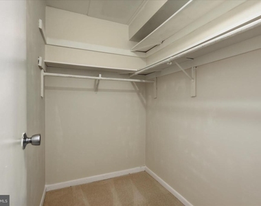 2339 Freetown Court - Photo Thumbnail 11