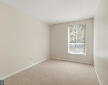 2339 Freetown Court - Photo Thumbnail 13