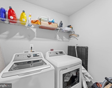 2410 Stella Place - Photo Thumbnail 24