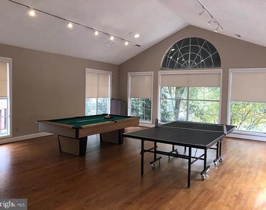 1535 Lincoln Way - Photo Thumbnail 9