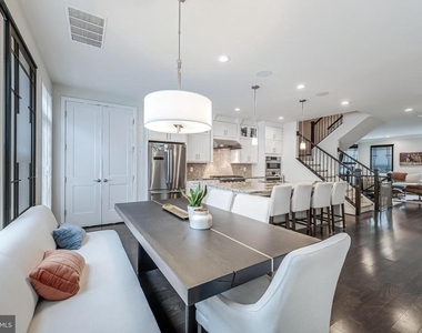 11692 Sunrise Square Place - Photo Thumbnail 27