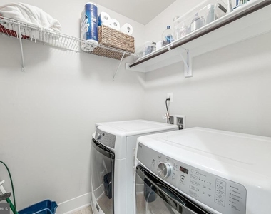 11692 Sunrise Square Place - Photo Thumbnail 31