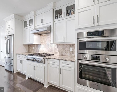 11692 Sunrise Square Place - Photo Thumbnail 23