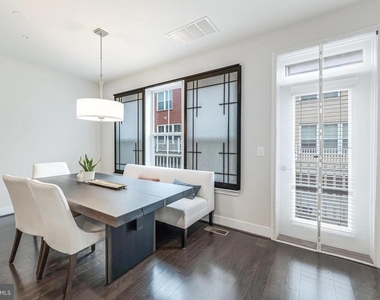 11692 Sunrise Square Place - Photo Thumbnail 26